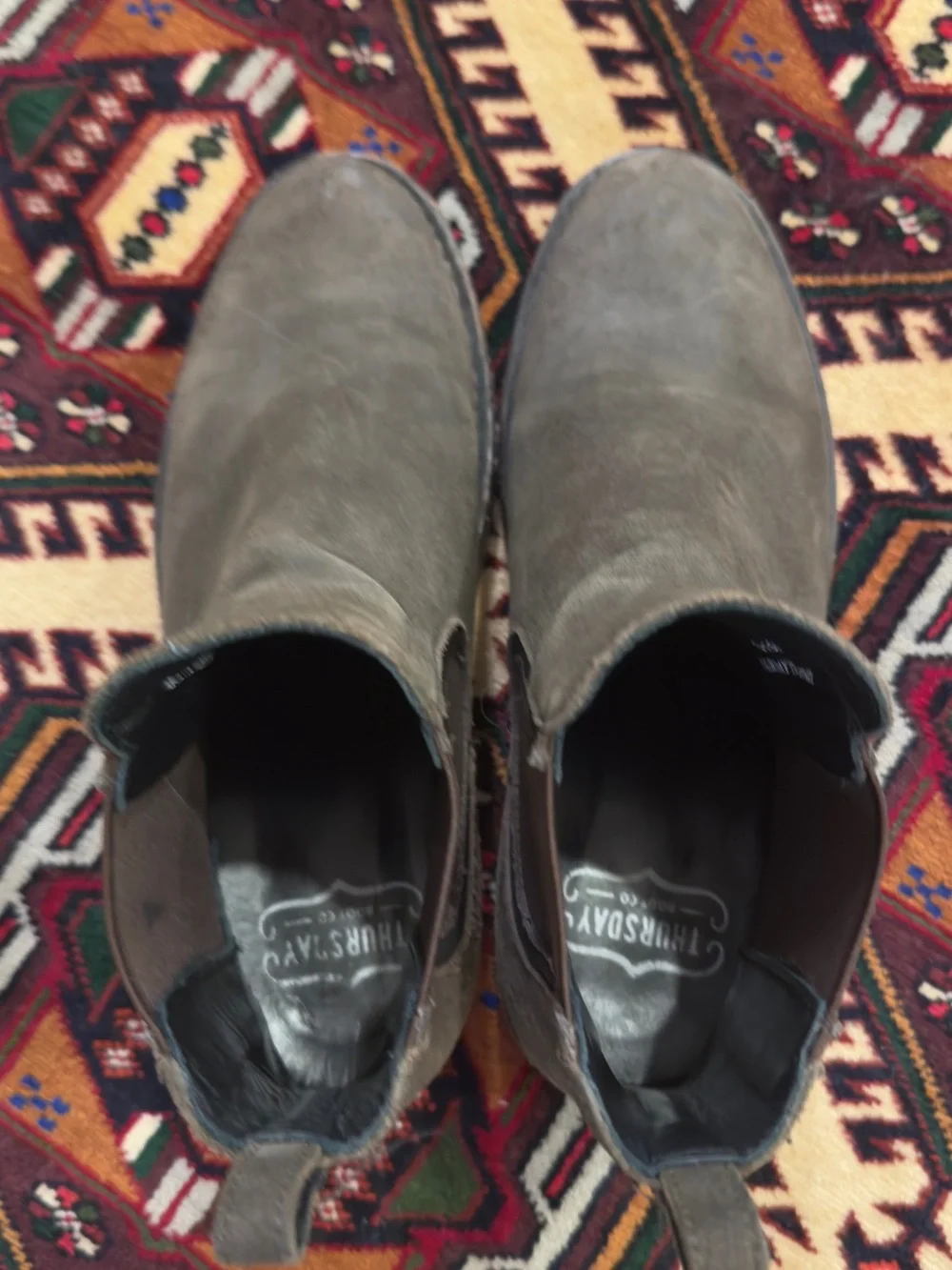 Men's Suede Chelsea Boots - Olive Green